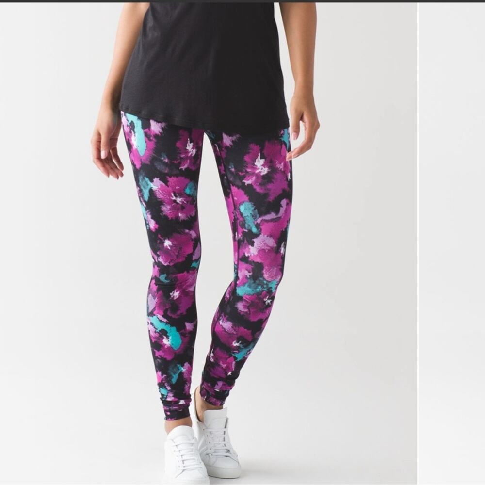 Lululemon Wunder Under High Rise Midnight Bloom Black Deep Fuchsia Tights - Picture 8 of 8